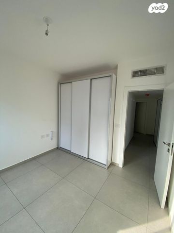 דירה, רפאל איתן 13, נאות שמיר, רמלה