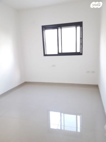 דירה, הרב פרץ ציוני 35, דרום עפולה, עפולה