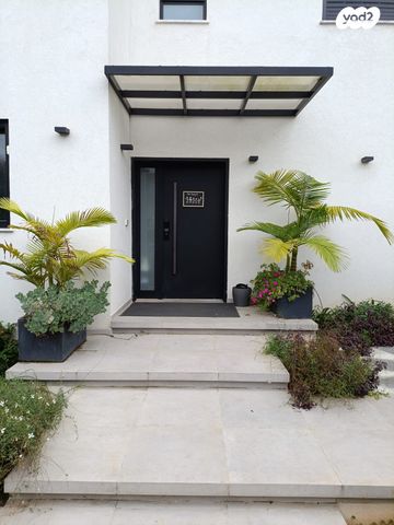 בית פרטי/ קוטג', הנירים 22, צורן, קדימה צורן