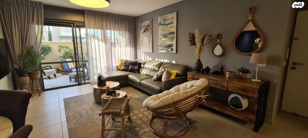 דירת גן, האושר 3, שרונה, כפר יונה