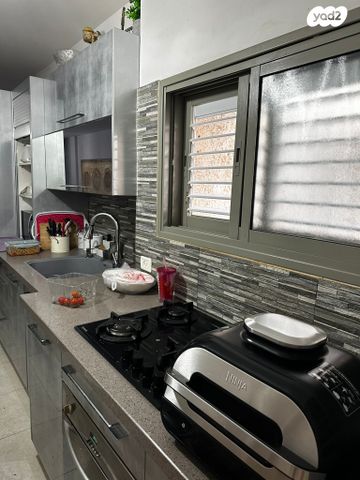 דירה, השר שפירא 23, דרום מערב ותיק, בת ים