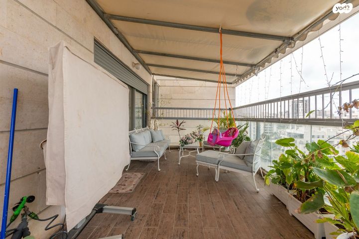 דירה, הסירה 9, נאות רבין, יבנה