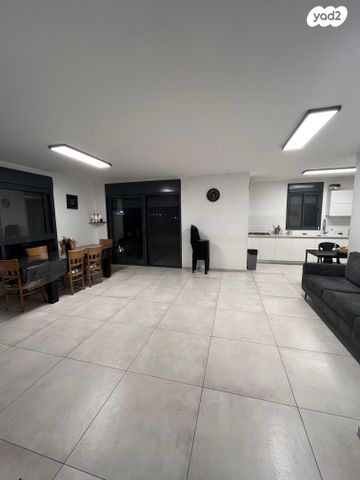 גג/ פנטהאוז, הרב דב הכהן קוק 22, עפולה הצעירה, עפולה