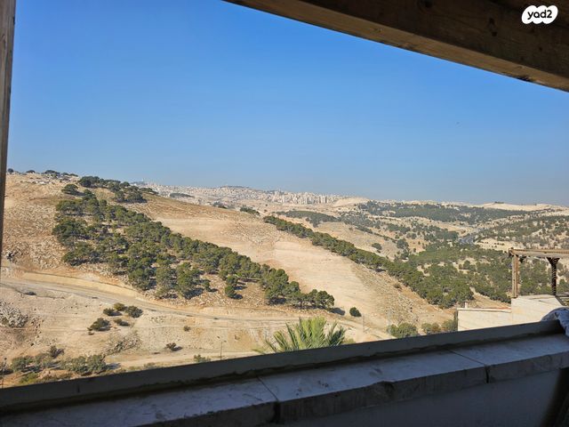 דירה, עת הזמיר 15, מגדים, מעלה אדומים