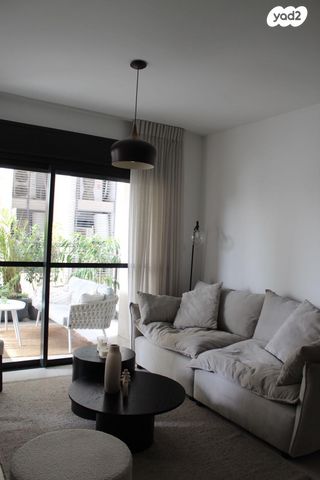 דירה, מונטיפיורי 5, הותיקה, קרית אונו