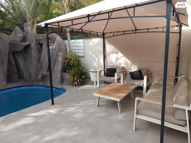 דו משפחתי, פול ברג 24, קרית חתני פרס נובל, ראשון לציון