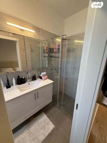 דירה, אריק איינשטיין 6, הרצליה ב', הרצליה