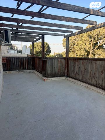 דירת גן, שמואל תמיר כצנלסון 2, פסגת זאב, ירושלים