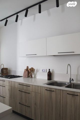 מונטיפיורי 5