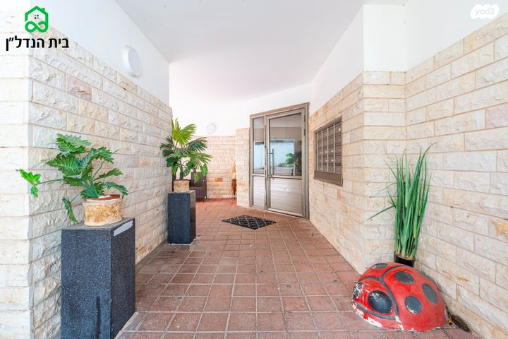 דירה, אתרוג 10, נווה פרדסים, פרדס חנה כרכור