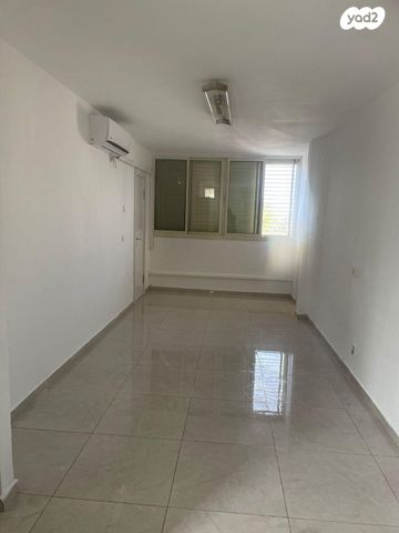 אסף שמחוני 14