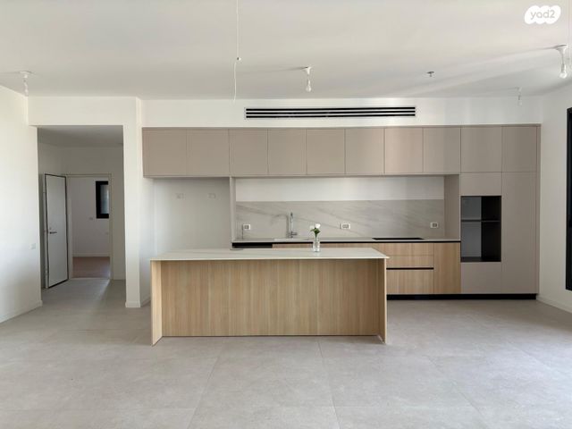 בנימין וולפוביץ' 7