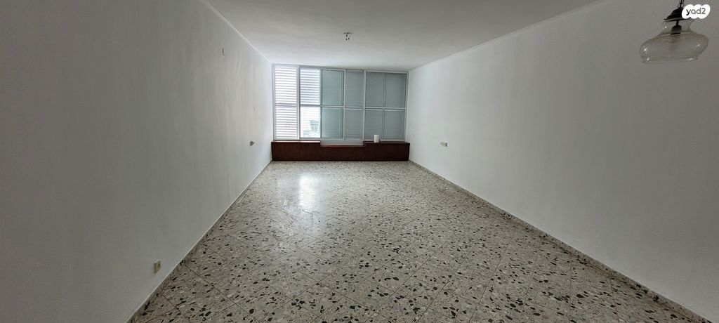 דירה, חוה לוצקי 13, א' / צפון מזרח העיר, רחובות