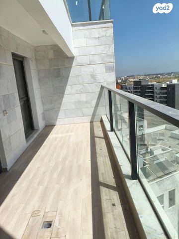 דירה, אשכולות 3, עמק הכרמל, נשר