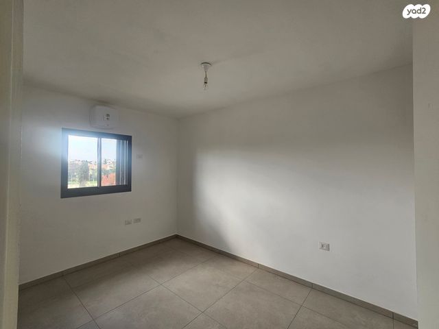 דירה, יונה וולך 7, גרין פארק החדשה, הוד השרון