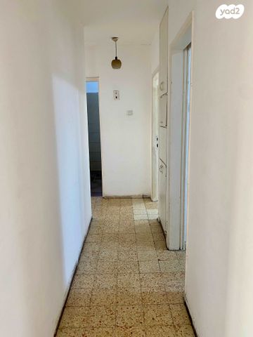 דירה, שדרות ורבורג 60, קרית שמואל, חיפה