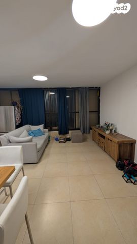 דירה, הסנה 22, יד לבנים, רמת גן