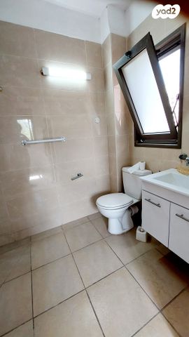 דירה, דרך דגניה 55, קרית השרון, נתניה