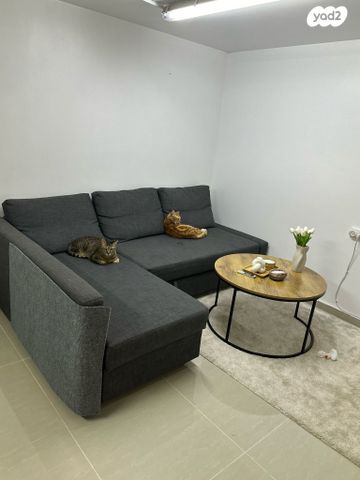 יחידת דיור, הרקיע 1, הרקיע, הגולף, קיסריה