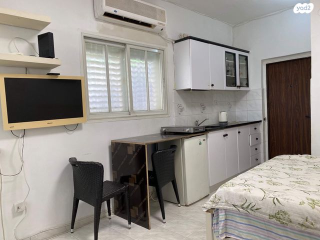 דירה, כיכר העצמאות 13, מרכז העיר דרום, נתניה