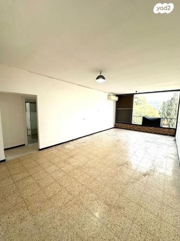 דירה, הרצל 98, אברמוביץ', ראשון לציון