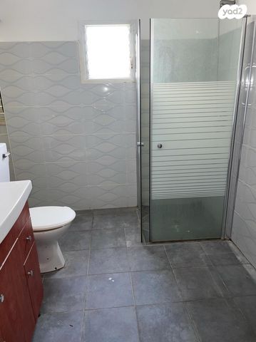 דירה, דרך רזיאל 4, נאות הרצל, נתניה