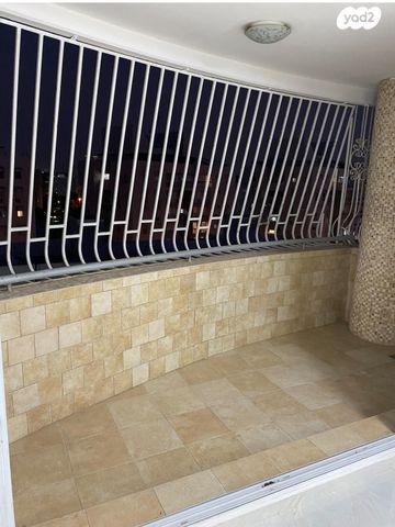 דירה, חזית חמש 13, תל גיבורים, חולון