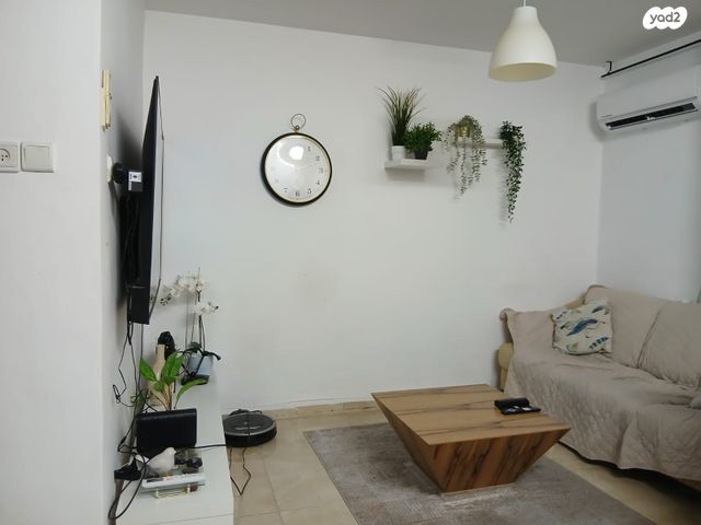 ז'בוטינסקי 9