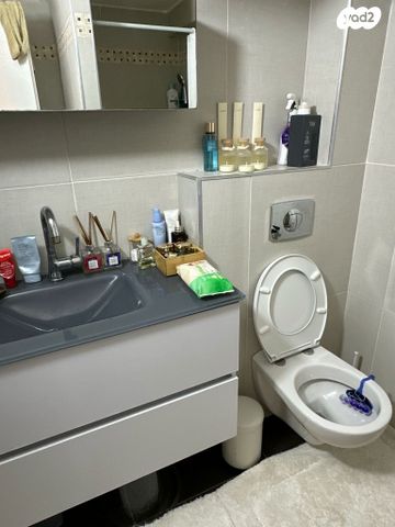 יחידת דיור, הרקיע 1, הרקיע, הגולף, קיסריה