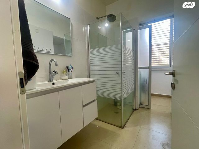 דירה, הסנה 22, יד לבנים, רמת גן