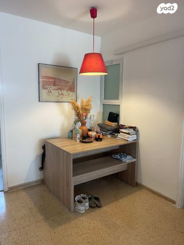 דירה, הרב מיימון 27, נווה שאנן, חיפה