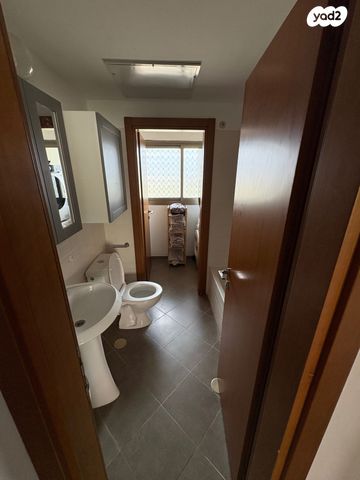 דירה, פייר קניג 33, נוף הטיילת, נתניה