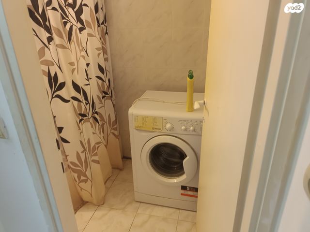 גיורא יוספטל 22