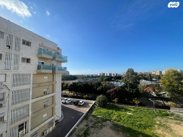 קרן היסוד 30