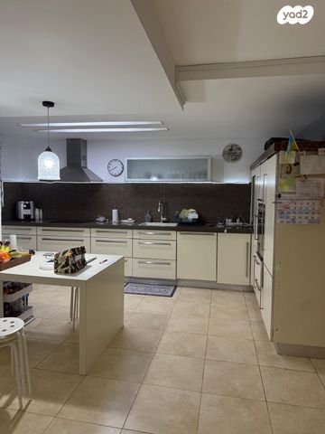 ישראל פרנקל 24