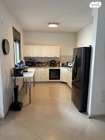 דירה, פייר קניג 33, נוף הטיילת, נתניה