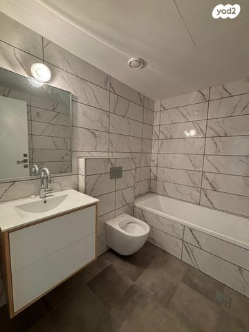 דירה, יוסף הגלילי 22, שכונת בן גוריון, מרכז העיר ג', רמת גן