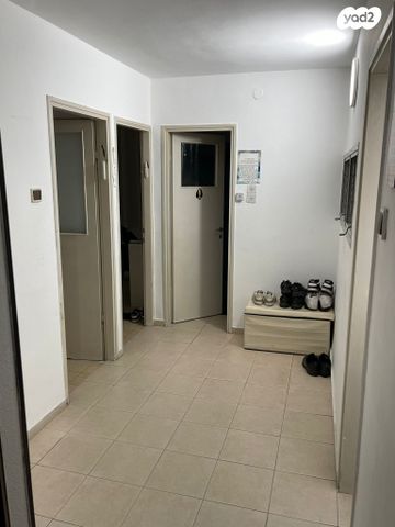 שדרות ששת הימים 19