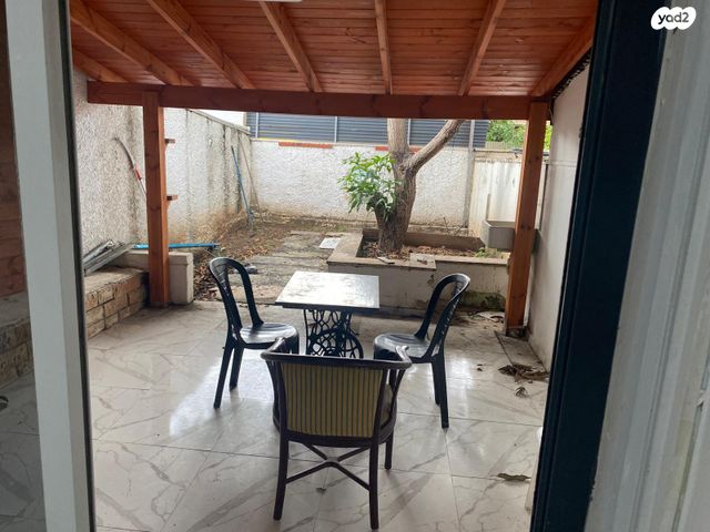 יעקב אחווה 75