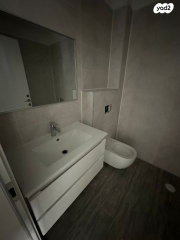 דירה, הגלבוע 37, נאות שז"ר, יבנה