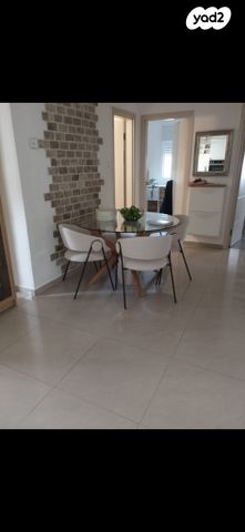 דירה, אבני החושן 58, אבני החושן, מעלה אדומים