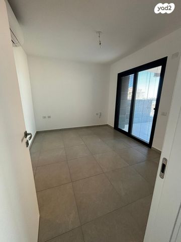 דירה, יוסף הגלילי 22, שכונת בן גוריון, מרכז העיר ג', רמת גן