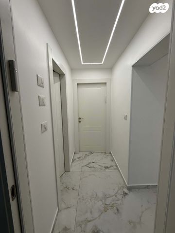 דירת גן, ארתור הנטקה 55, קרית היובל, ירושלים