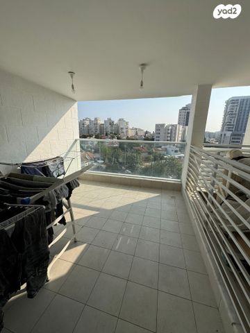 דירה, ש"י עגנון 2, שיכון רסקו, קרית אונו