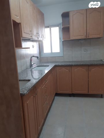 דירה, קדושי השואה 11, קרית שמואל, חיפה