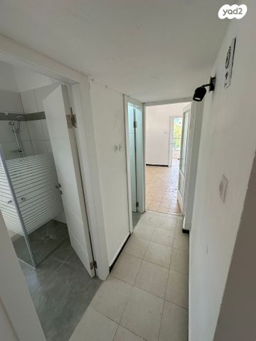 דירה, הרצל 98, אברמוביץ', ראשון לציון