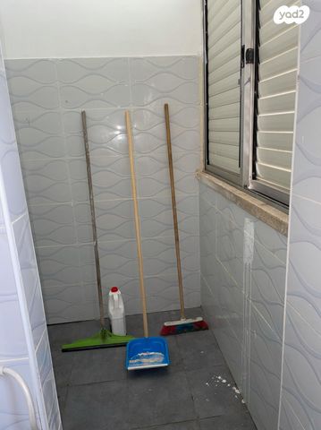 דירה, דרך רזיאל 4, נאות הרצל, נתניה