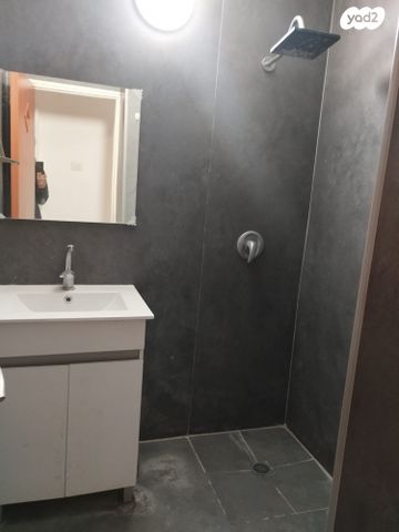 דירה, מנחם בגין 75, שאר העיר, חצור הגלילית