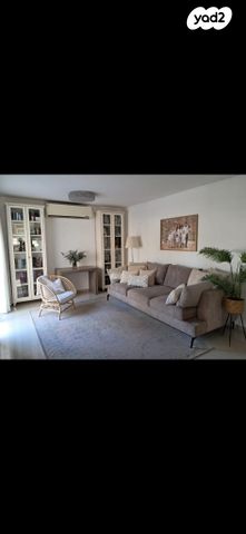 דירה, אבני החושן 58, אבני החושן, מעלה אדומים