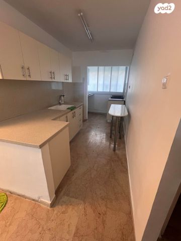 דירה, יצחק בן צבי 16, קרית חיים מזרחית, חיפה